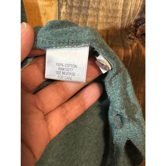 Green 3/4 Tee - Picture 4 of 5